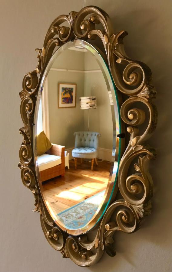 The Old Parsonage Bed & Breakfast บอสคาสเซิล ภายนอก รูปภาพ