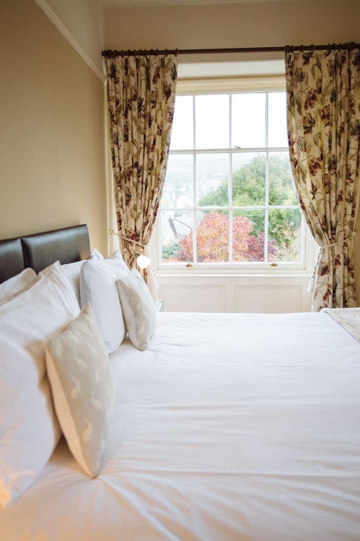 The Old Parsonage Bed & Breakfast บอสคาสเซิล ภายนอก รูปภาพ